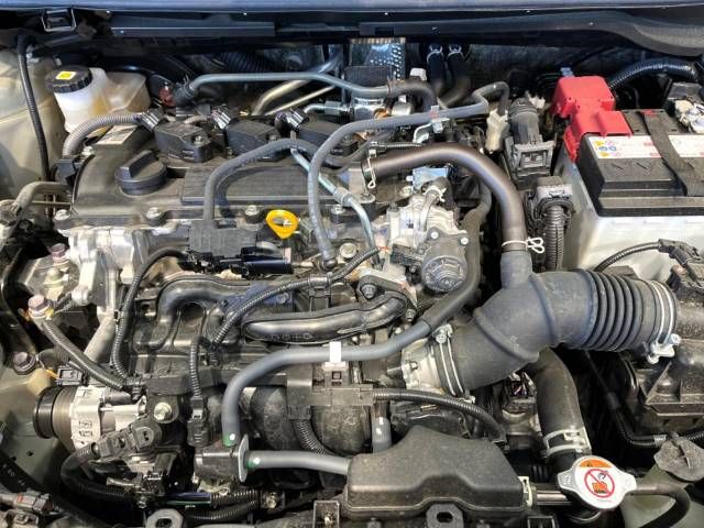 Toyota YARIS CROSS 2023-03 189634-18