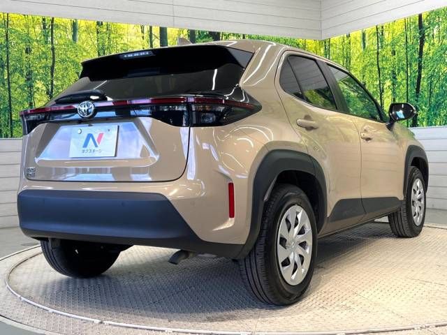 Toyota YARIS CROSS 2023-03 189634-17