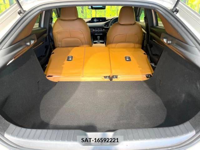 Mazda MAZDA3 2022-07 363281-11