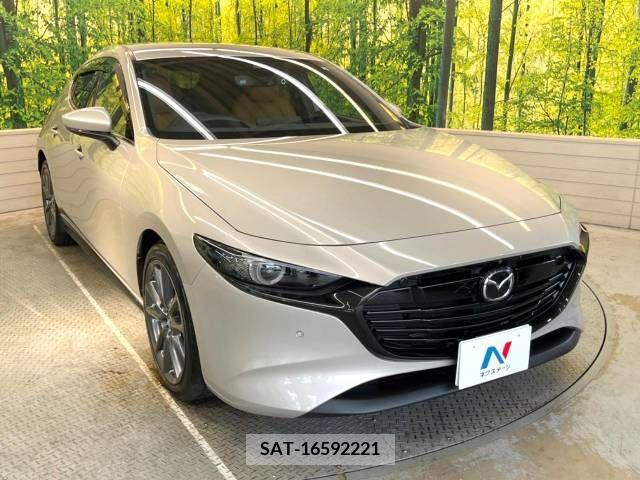 Mazda MAZDA3 2022-07 363281-17