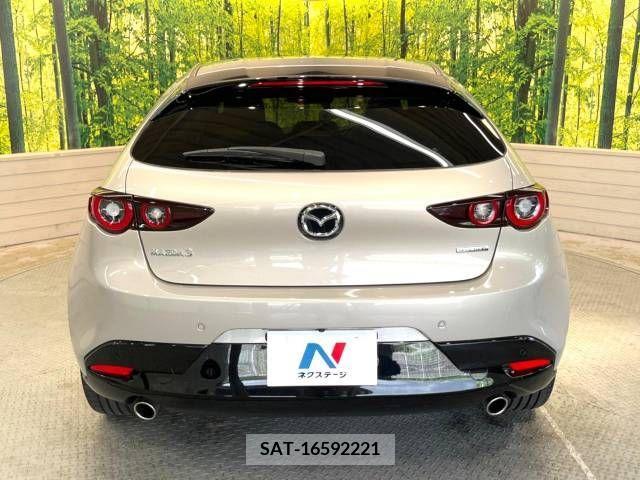 Mazda MAZDA3 2022-07 363281-16
