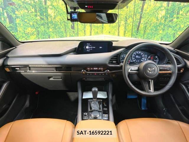Mazda MAZDA3 2022-07 363281-1
