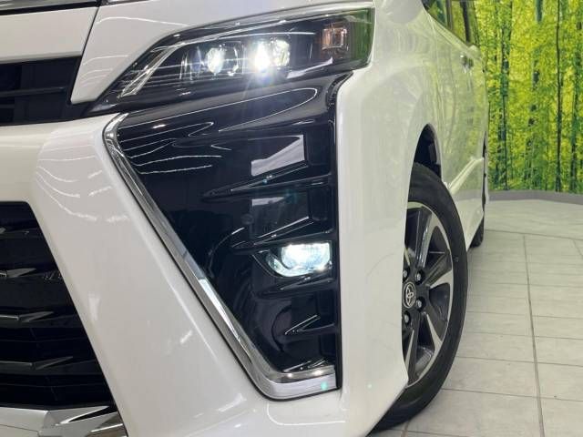 Toyota VOXY 2021-03 180509-13