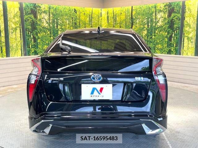 Toyota PRIUS 2016-08 330316-16