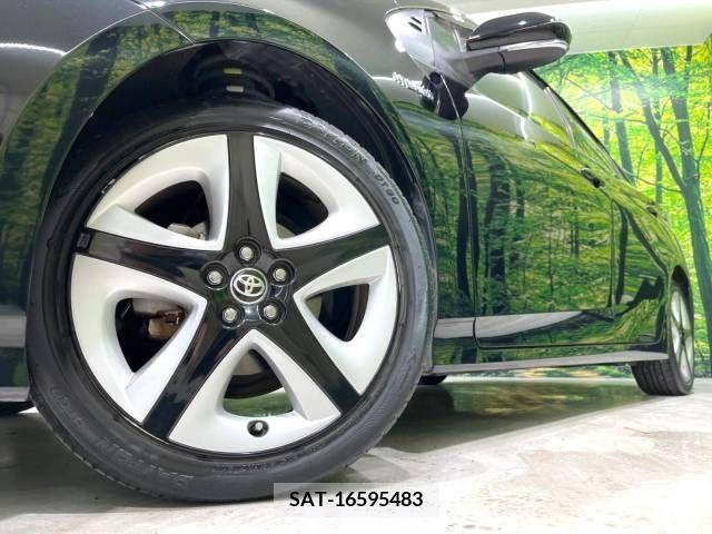 Toyota PRIUS 2016-08 330316-14