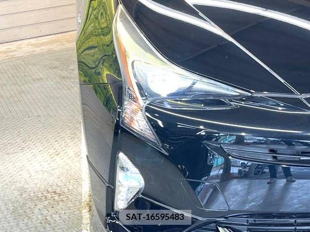 Toyota PRIUS 2016-08 330316-13