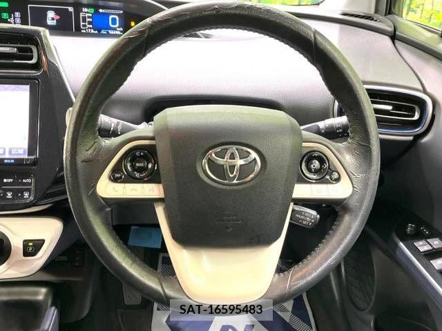 Toyota PRIUS 2016-08 330316-12
