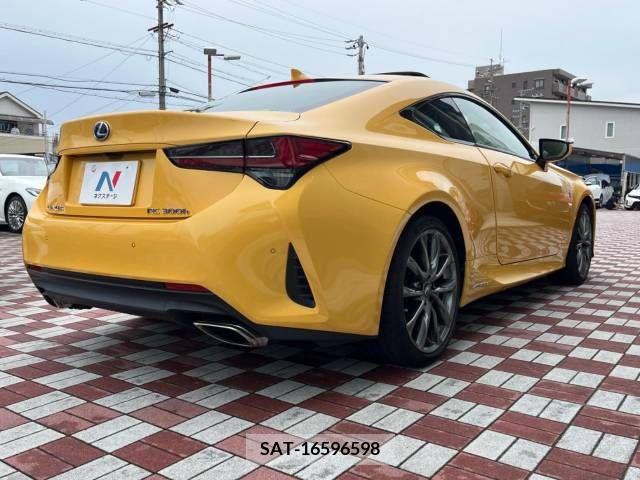 Lexus RC 2019-11 300061-17