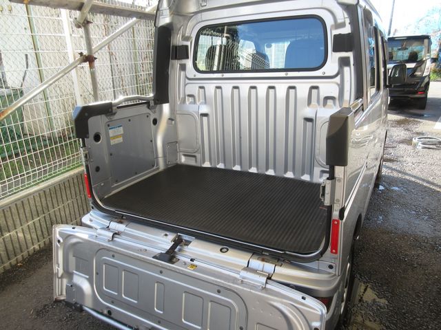 Daihatsu HIJET VAN 2019-04 24646-10