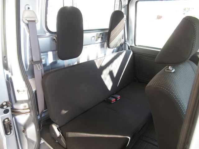 Daihatsu HIJET VAN 2019-04 24646-7