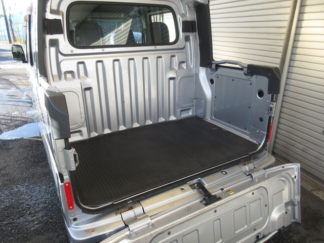 Daihatsu HIJET VAN 2019-04 24646-11