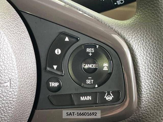 Honda N BOX 2019-07 215442-3