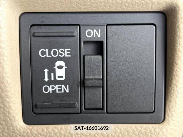 Honda N BOX 2019-07 215442-5