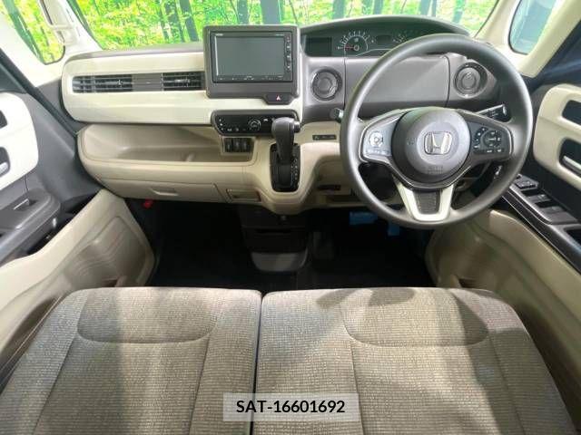 Honda N BOX 2019-07 215442-1