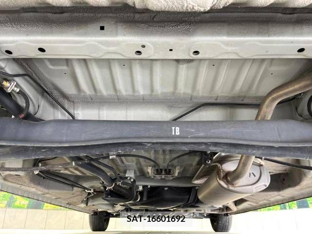 Honda N BOX 2019-07 215442-19