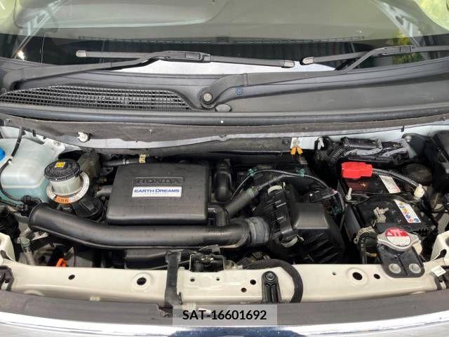 Honda N BOX 2019-07 215442-18