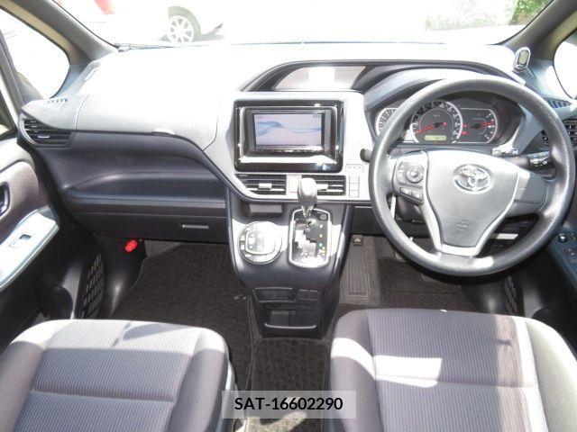 Toyota NOAH 2015-01 279509-11