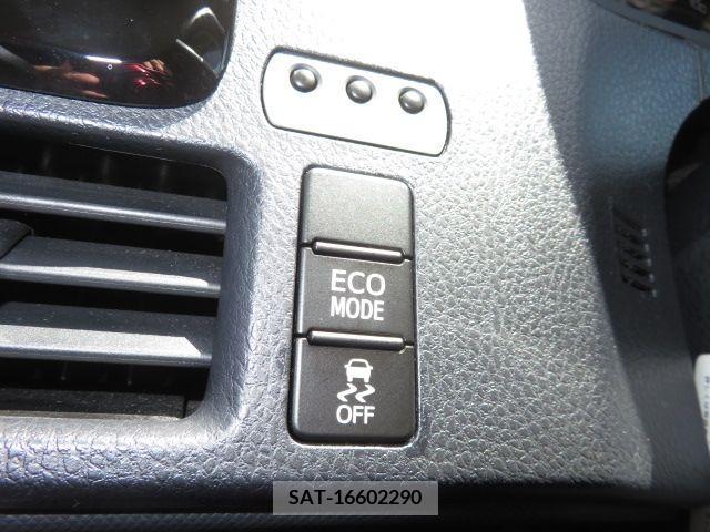 Toyota NOAH 2015-01 279509-14