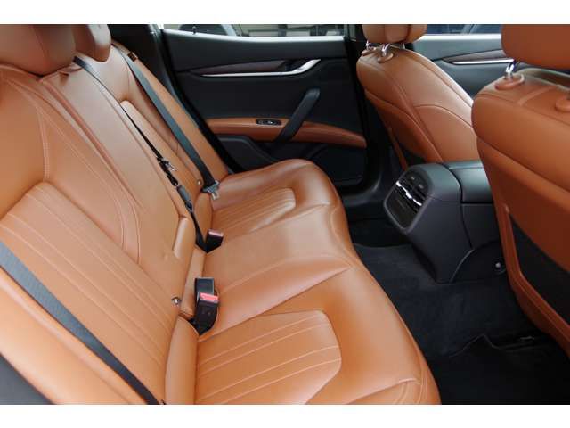 Maserati GHIBLI 2017-12 3369-5