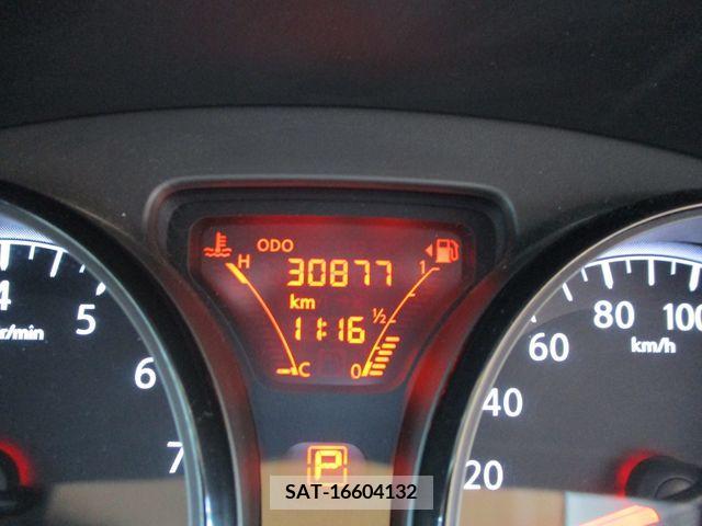 Nissan NOTE 2017-04 375079-3