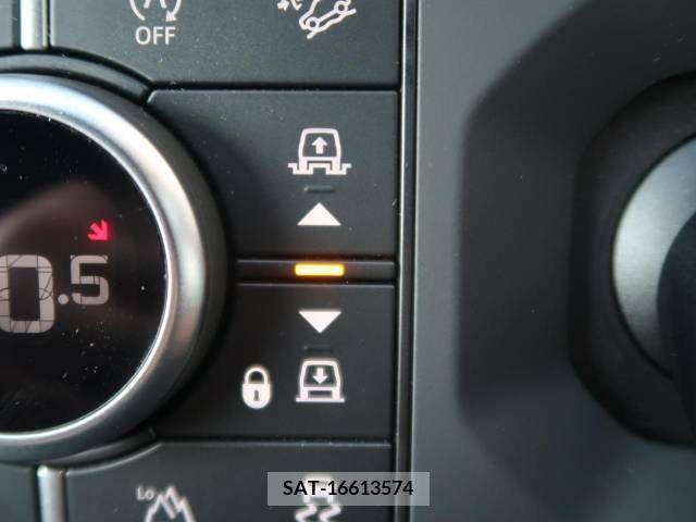 ROVER DEFENDER 2023-05 376095-11