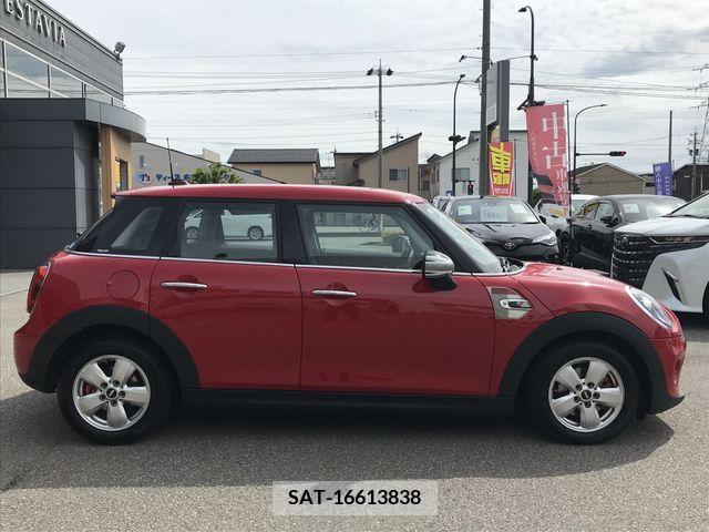 Bmw MINI 2019-02 277378-5