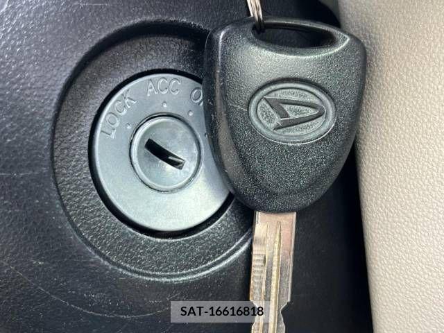 Daihatsu MOVE 2017-08 392405-5