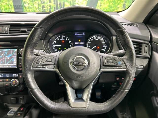 Nissan X-TRAIL 2018-03 14923-11