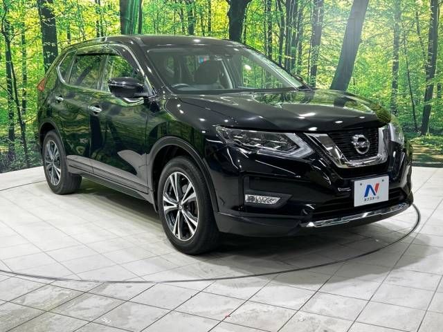 Nissan X-TRAIL 2018-03 14923-16