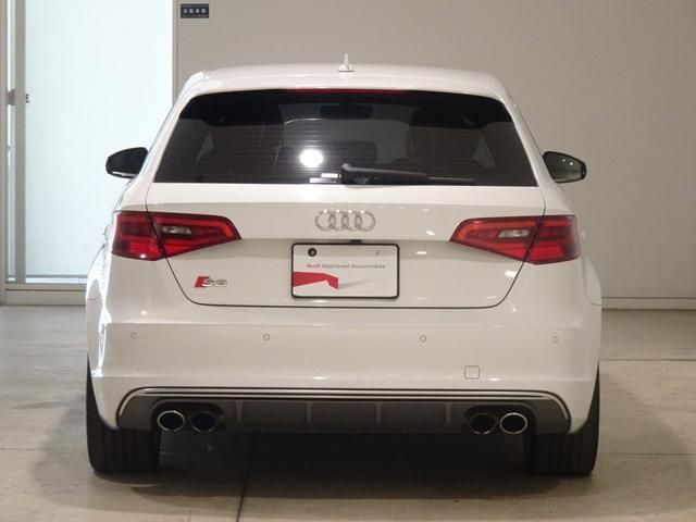 Audi S3 2016-08 11098-3