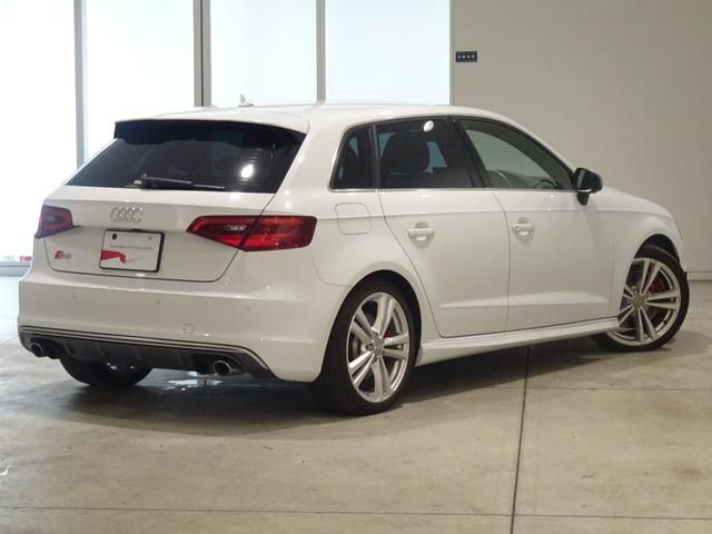 Audi S3 2016-08 11098-1