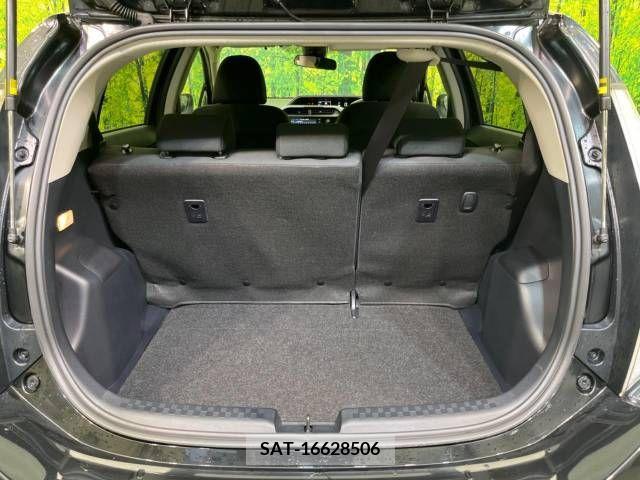Toyota AQUA 2018-08 234259-9