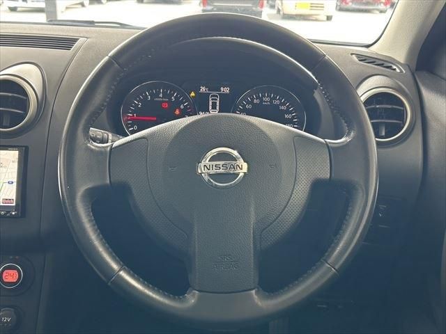 Nissan DUALIS 2011-11 189439-24