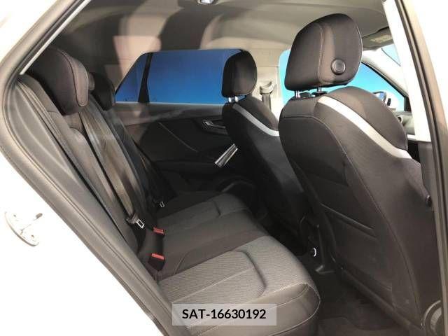 Audi Q2 2019-10 318033-9