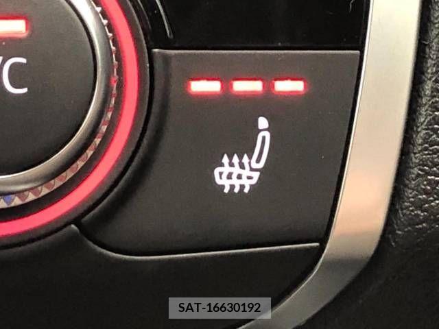 Audi Q2 2019-10 318033-6
