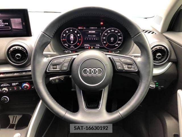 Audi Q2 2019-10 318033-10