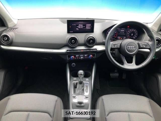 Audi Q2 2019-10 318033-1