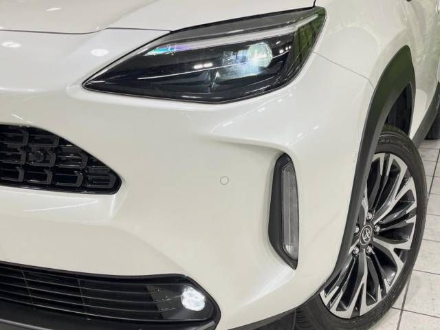Toyota YARIS CROSS 2021-10 16124-12