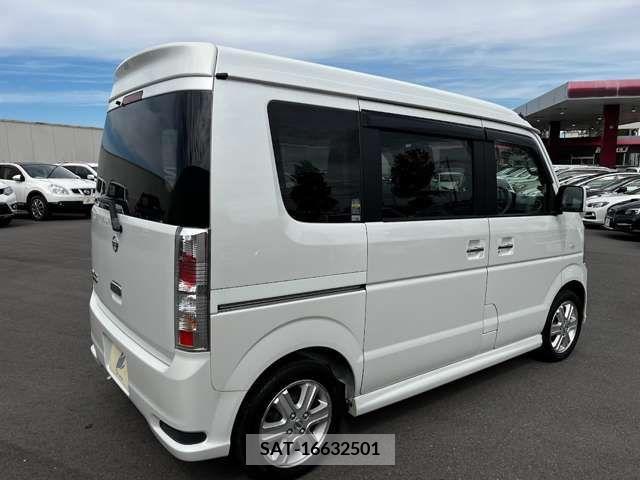 Nissan CLIPPER RIO 2015-07 206694-17