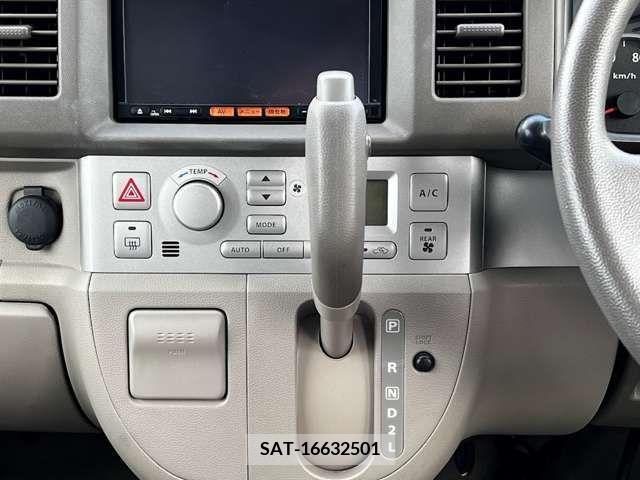 Nissan CLIPPER RIO 2015-07 206694-10
