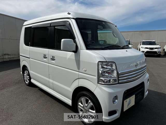 Nissan CLIPPER RIO 2015-07 206694-4
