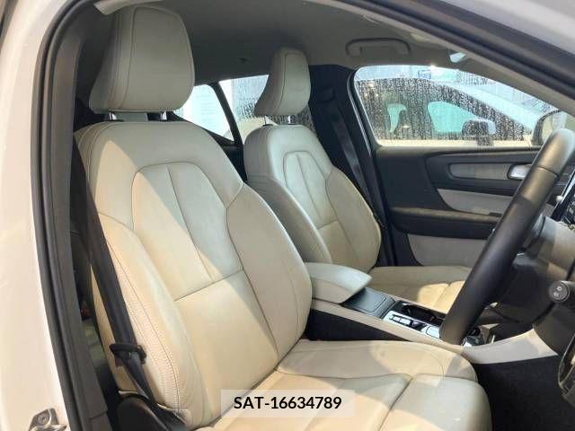 Volvo XC40 2019-11 288752-10