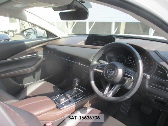 Mazda CX-30 2020-07 218151-1