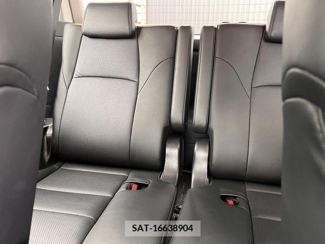 Toyota VELLFIRE 2018-03 299425-11