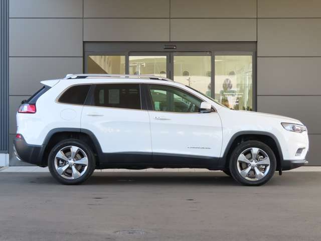 Jeep CHEROKEE 2019-08 11574-3