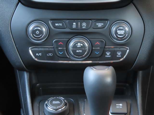 Jeep CHEROKEE 2019-08 11574-15
