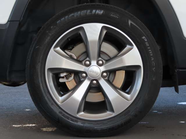 Jeep CHEROKEE 2019-08 11574-7