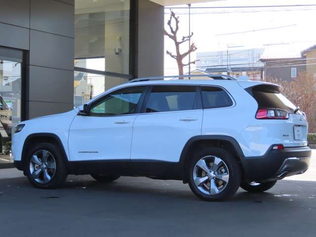 Jeep CHEROKEE 2019-08 11574-4