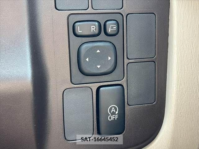 Toyota PASSO 2014-09 281232-4