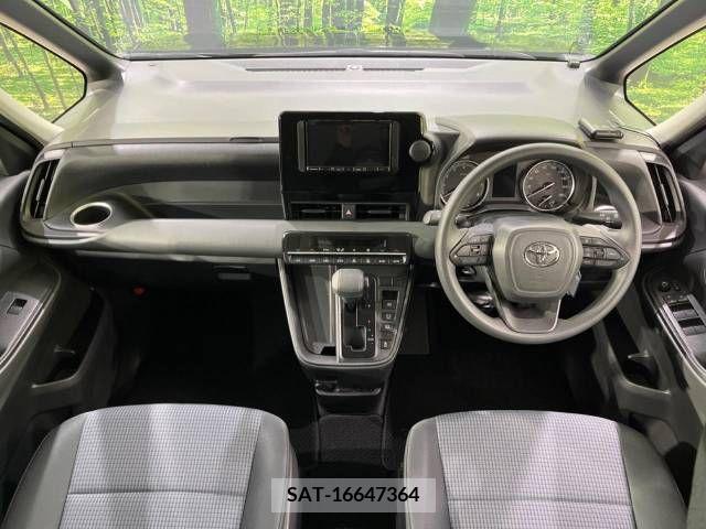Toyota NOAH 2023-04 204639-1